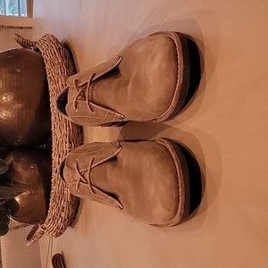 Original Penguin Shoes. Good quality in very good condition.